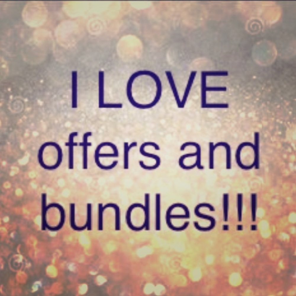 😘 Bundle and make an offer!  I’m easy!